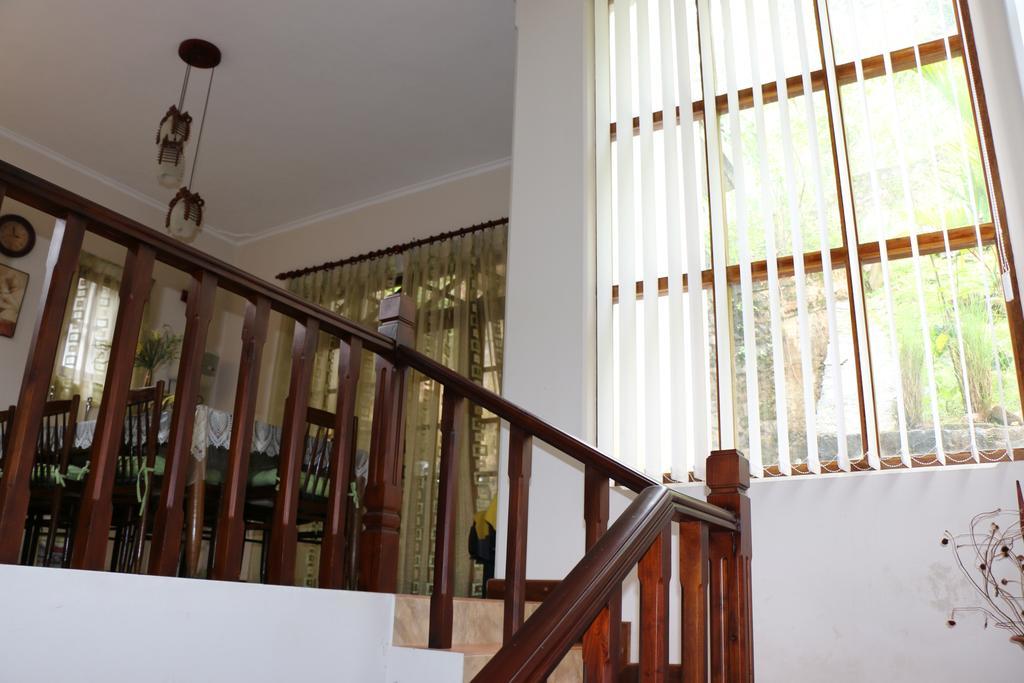 Araliya Home Stay แคนดี้ ภายนอก รูปภาพ