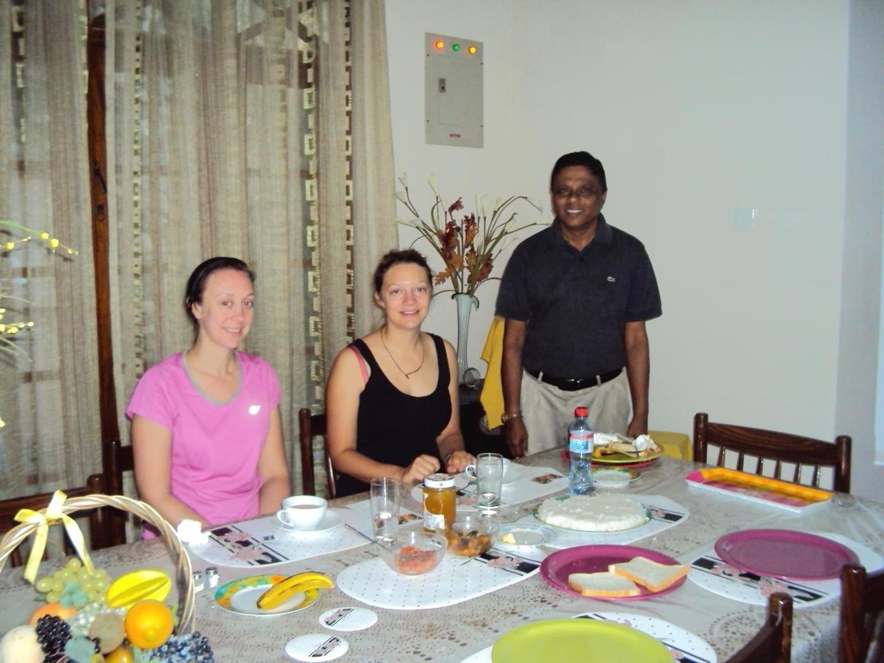 Araliya Home Stay แคนดี้ ภายนอก รูปภาพ